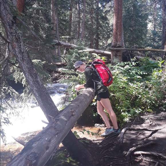 Meet your Posher, Katherine - Picture 3 of 3